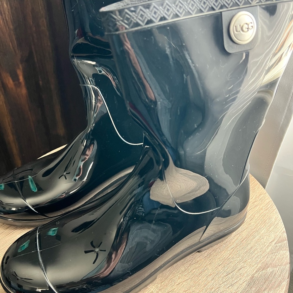 UGG Glossy Black Boots